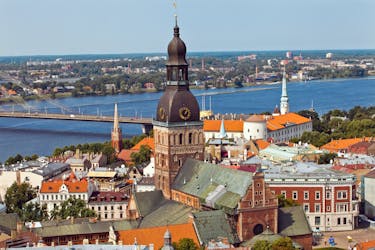 Visite privée à pied et en voiture de Riga